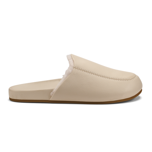 Kōnea Women’s Leather Slipper Mules - Bone | Women OluKai for sale